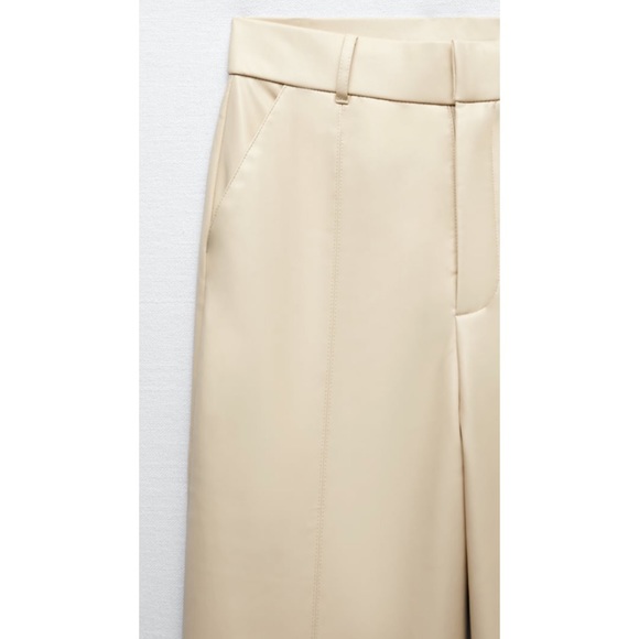 Faux leather pants - Picture 4 of 7